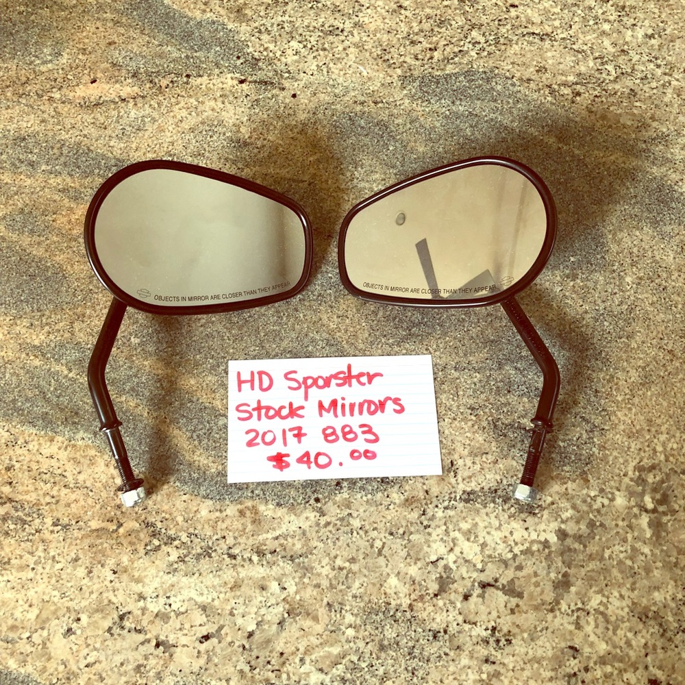 2017 Stock 883 Iron mirrors